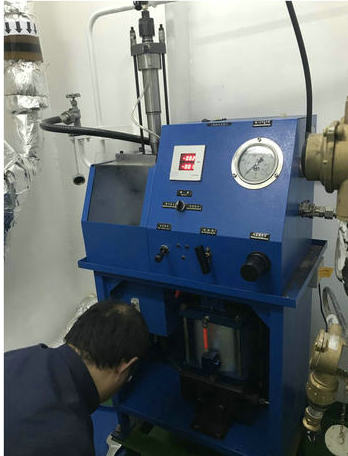 After-sales personnel maintain the Fuel Valve Test Device
